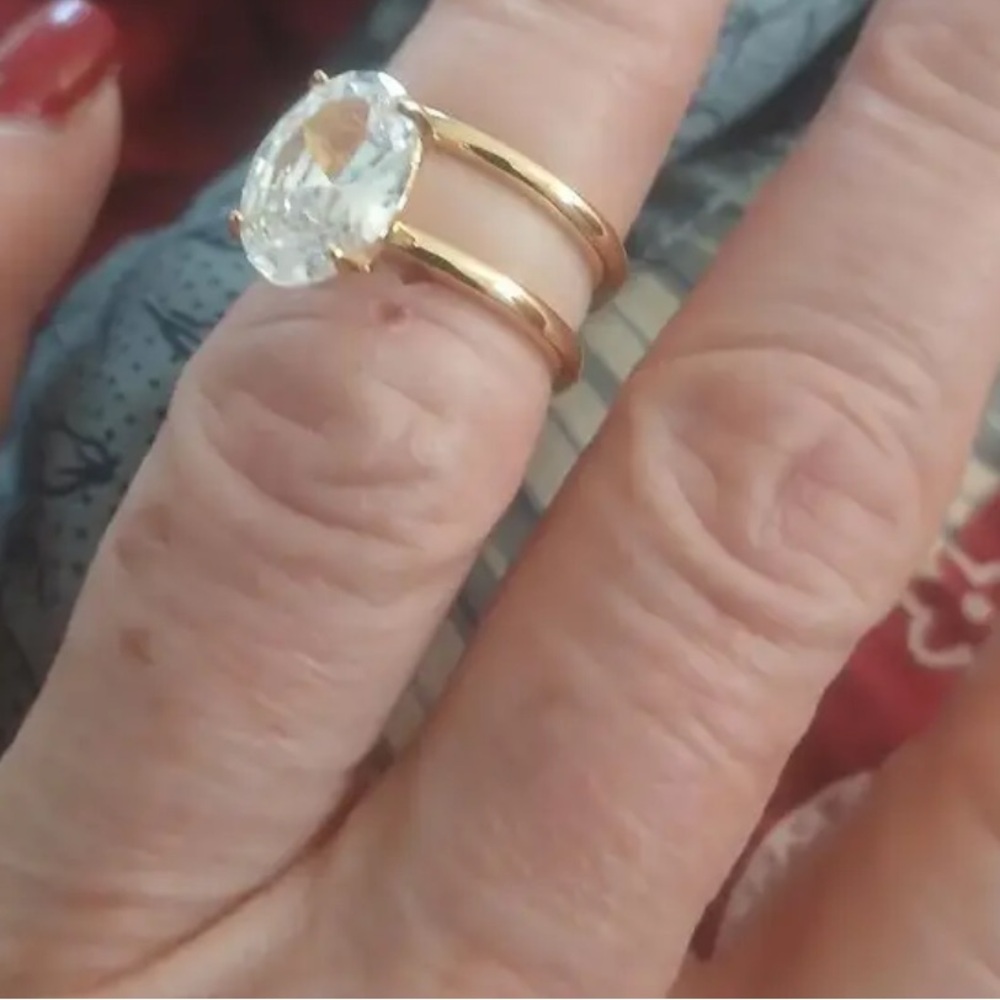 Gold Stackable Engagement Ring Set Size 7 - Picture 11 of 15